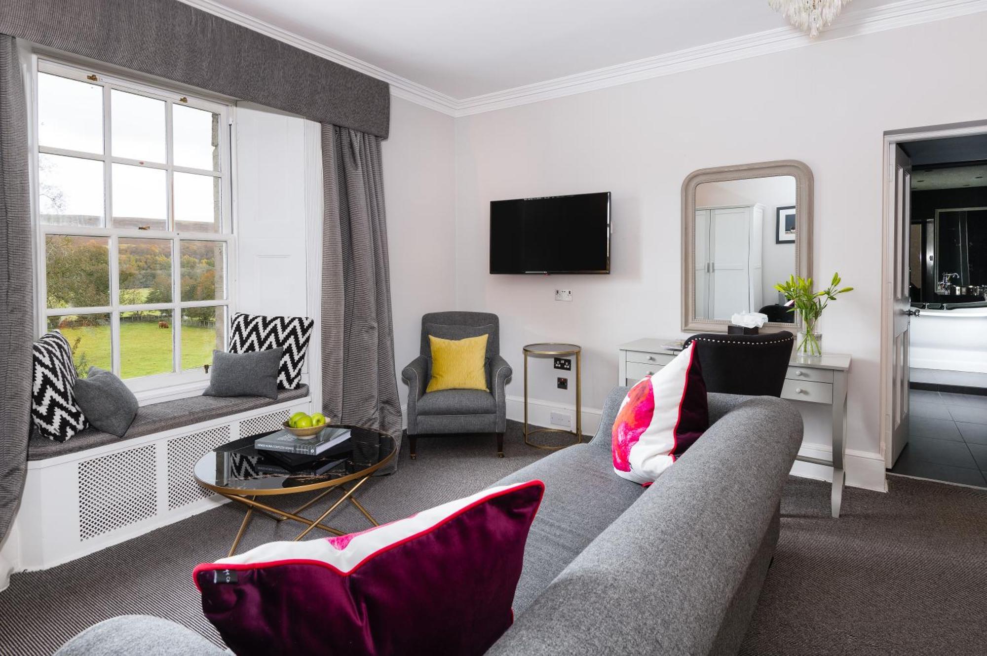 The Old Manse Of Blair, Boutique Hotel & Michelin Restaurant Blair Atholl Exteriör bild